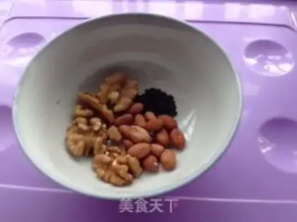 Make Nutritional black soy step 1