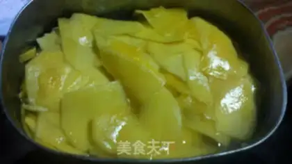 Make Spicy sweet mango step 1