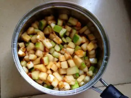 Make Pumpkin tea step 3