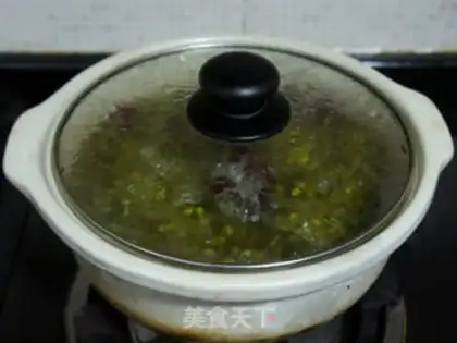 Make Green Bean Lotus soup step 6
