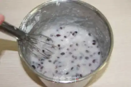 Make Red Bean Popsicle step 4