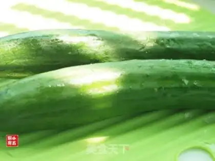 Make Cucumber salad step 1
