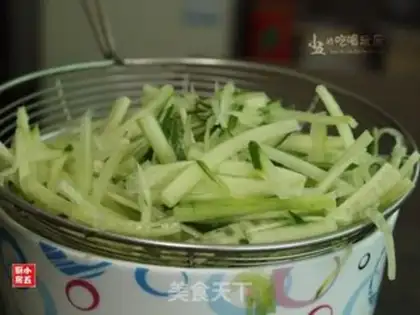 Make Cucumber salad step 3