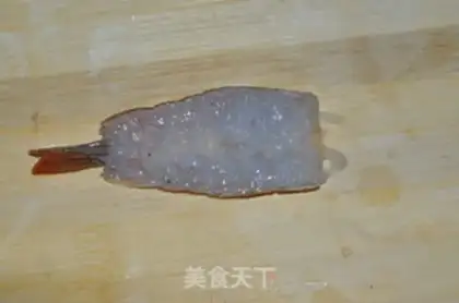 Make Shrimp with garlic fans step 3