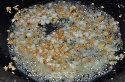 Make Shrimp with garlic fans step 7