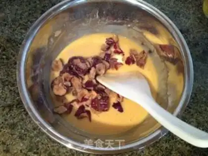 Make A red date marfin cake step 8