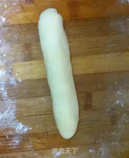 Make Ham caterpillar bread step 4