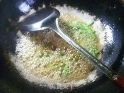 Make Green bean sprouts with pork noodles step 8