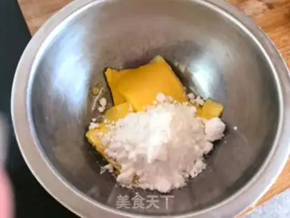 Make Coconut ball step 1