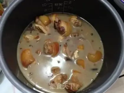 Make Red burning pig hoof step 7