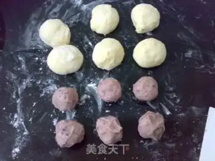 Make Potato pineapple bun step 8