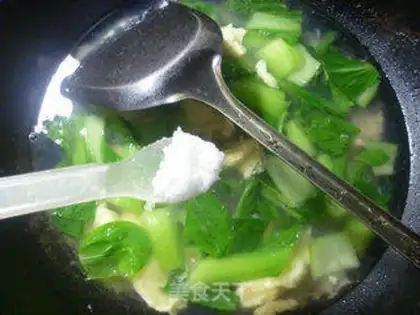 Make Cream pickles, egg soup step 10