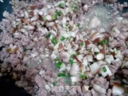 Make The soy sauce and the bean-water bun step 2