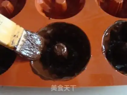 Make Chocolate bean ice cream mooncake step 1