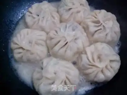 Make The soy sauce and the bean-water bun step 9