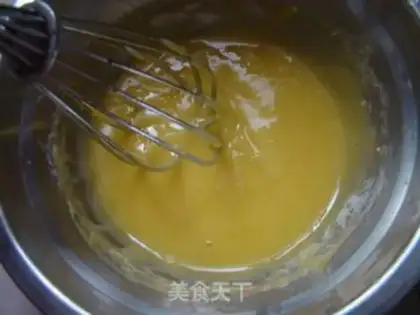 Make Chocolate bean ice cream mooncake step 4