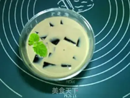 Make Pixie herb honey milk tea step 12