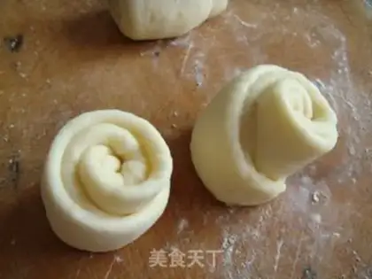 Make Rose bread step 7
