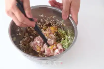 Make Rose bread step 9