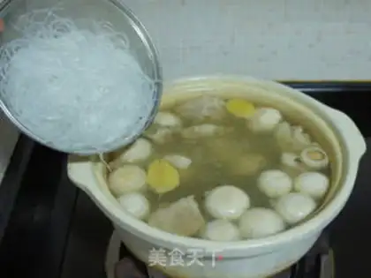 Make Noodle soup step 1