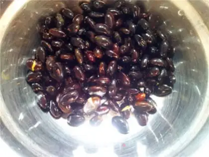 Make Red-tree black soy step 0