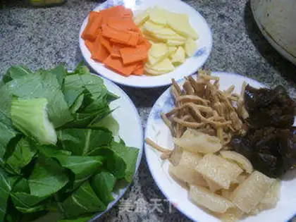 Make A green cabbage step 0