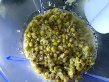 Make Homemade green bean pie step 5