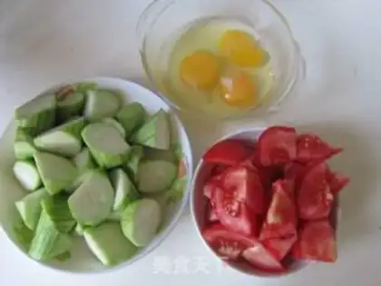 Make Tomato silk fried eggs step 0