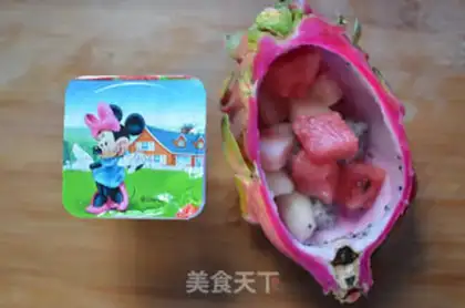 Make Sailboat fruit salad step 3