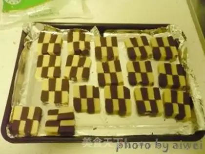 Make Chess cookies step 12