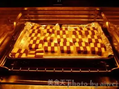 Make Chess cookies step 13
