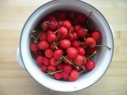 Make Cherry wine step 0