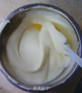 Make Mango cake rolls step 5