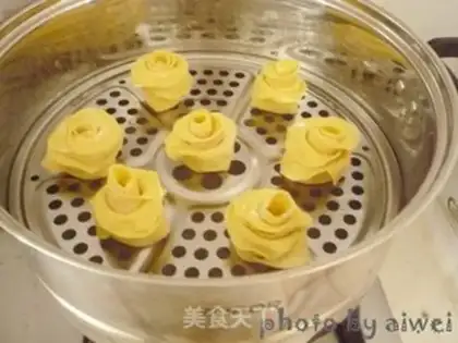 Make Three-coloured rose buns step 13