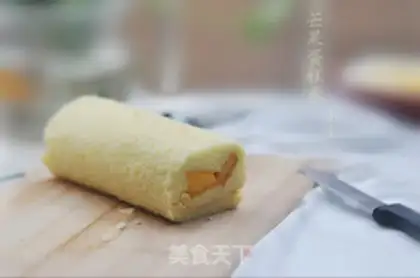 Make Mango cake rolls step 11
