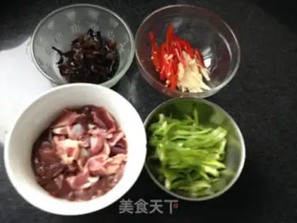 Make Pyramid chicken step 1