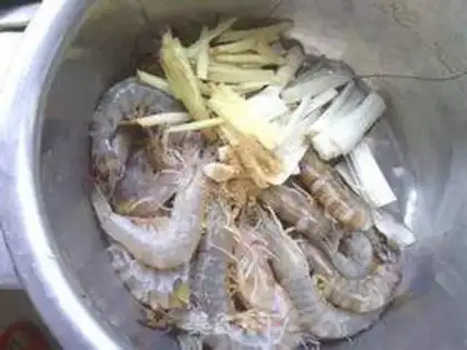 Make Creamed shrimp step 4