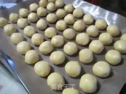 Make Chocolate peanut cookies step 6