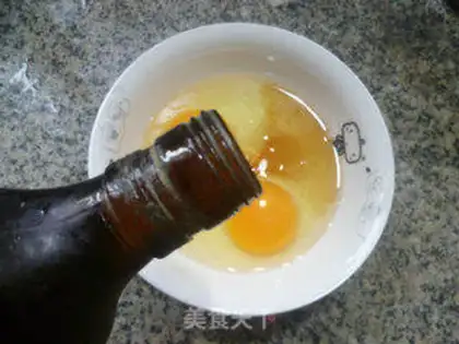 Make Eggs fried tofu step 1