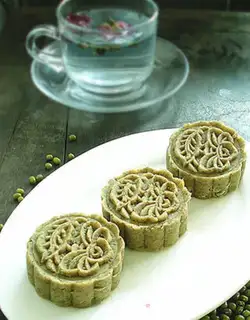Make Green bean cake step 6