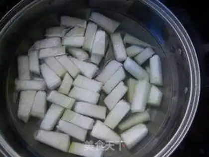 Make Orange juice melon step 1