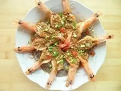 Make Garlic fans steam shrimp step 8
