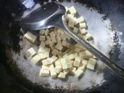 Make Eggs fried tofu step 5