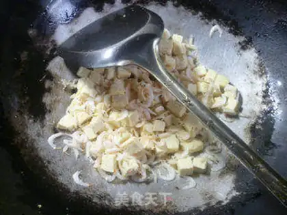 Make Eggs fried tofu step 6