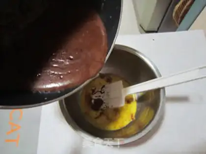 Make Chocolate cheese mousse cake step 6