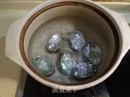 Make Seafood porridge step 1