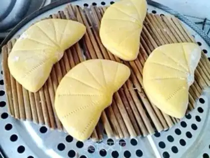 Make Pumpkin leaf clamps step 6