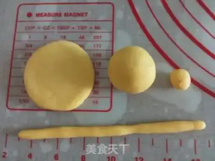 Make Pumpkin hat buns step 5