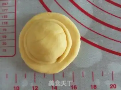 Make Pumpkin hat buns step 7