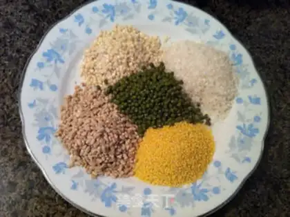 Make Five grains of porridge step 0